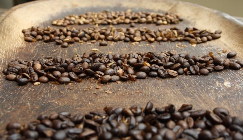 What are the grades of coffee in Uganda?